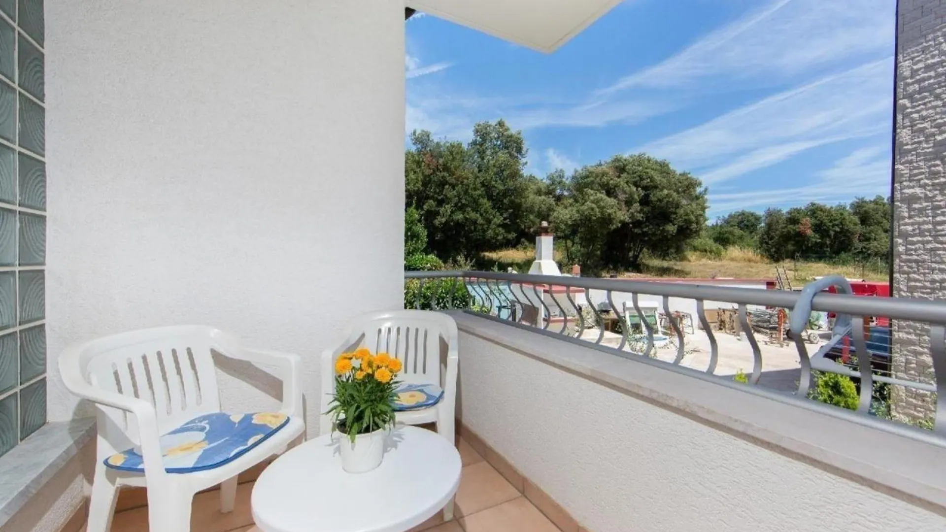 Apartment In Pjescana Uvala Mit Gemeinschaftspool Pula