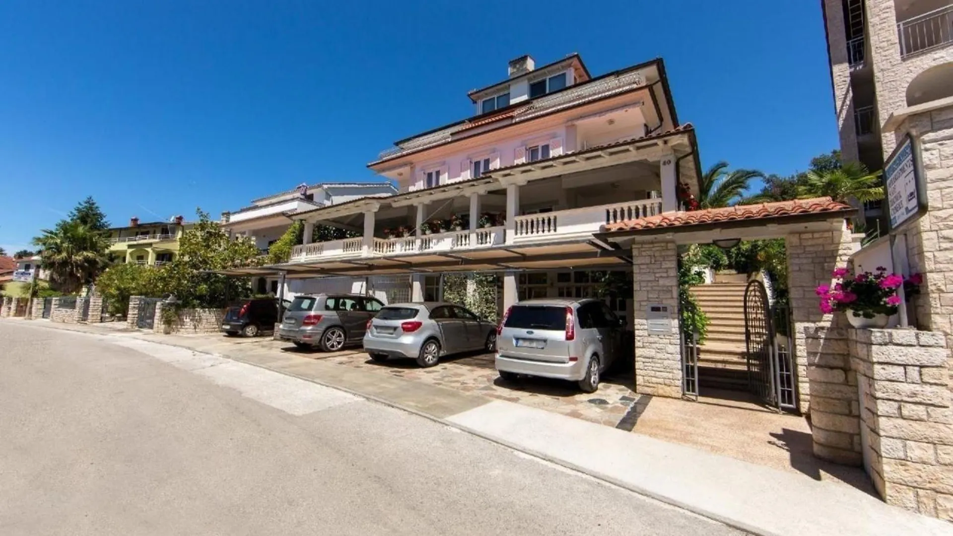 Apartment In Pjescana Uvala Mit Gemeinschaftspool PUY 0*,  크로아티아