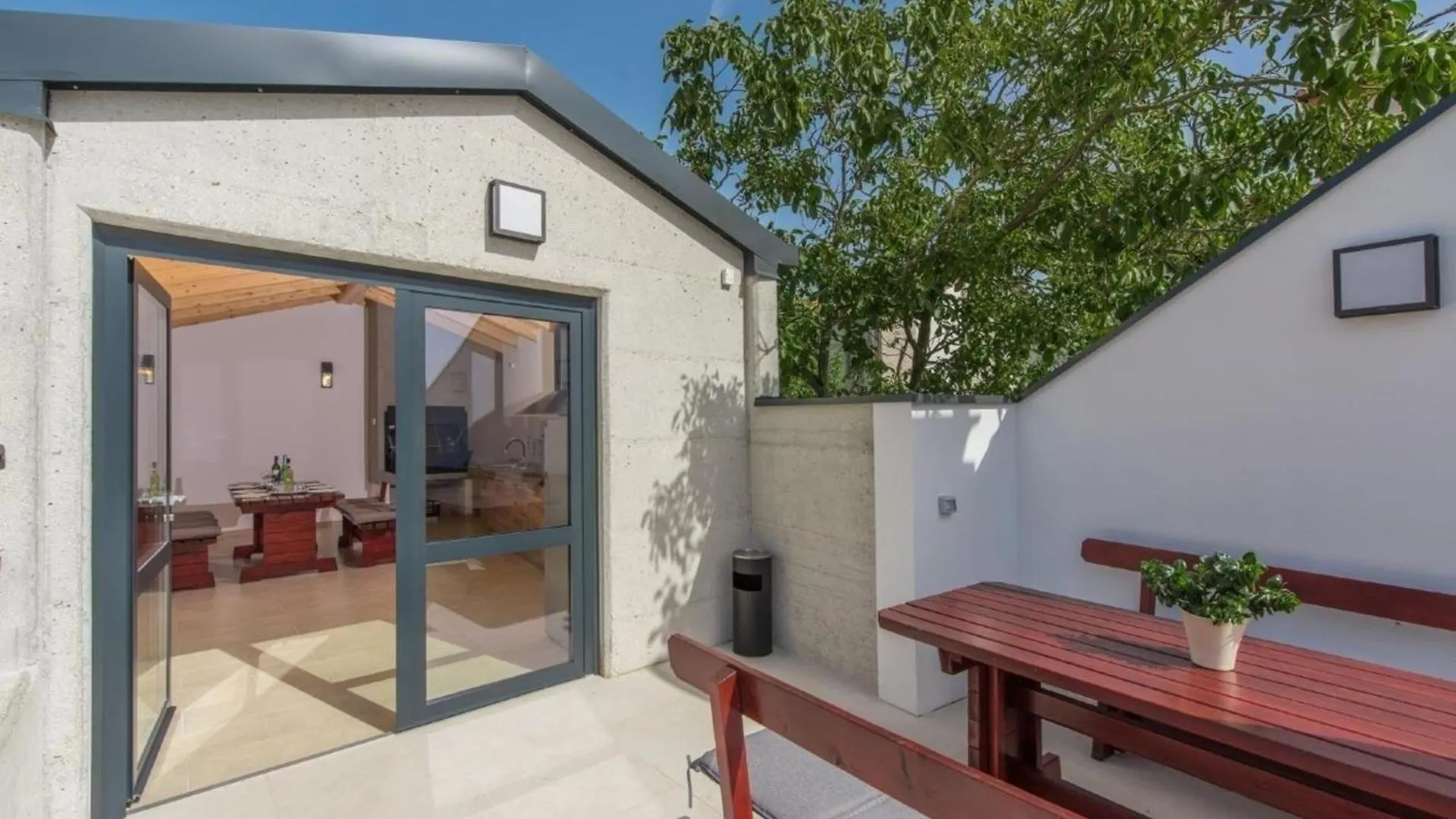 Apartment In Pjescana Uvala Mit Gemeinschaftspool PUY 0*,  크로아티아